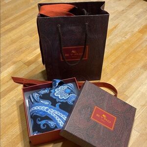 Brand New - Etro Vibrant Blue and White tote